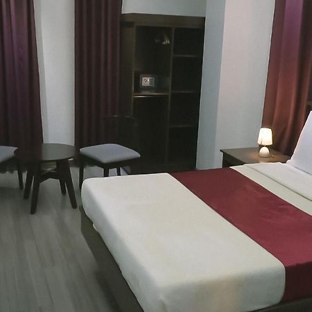 A.M @ 93Rd Hotel Olongapo Zewnętrze zdjęcie